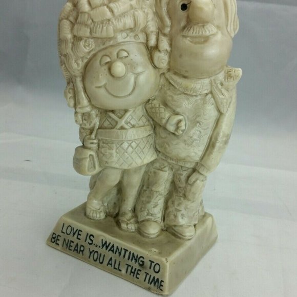 1971 Figurine Russ Berries Love 7" Tall